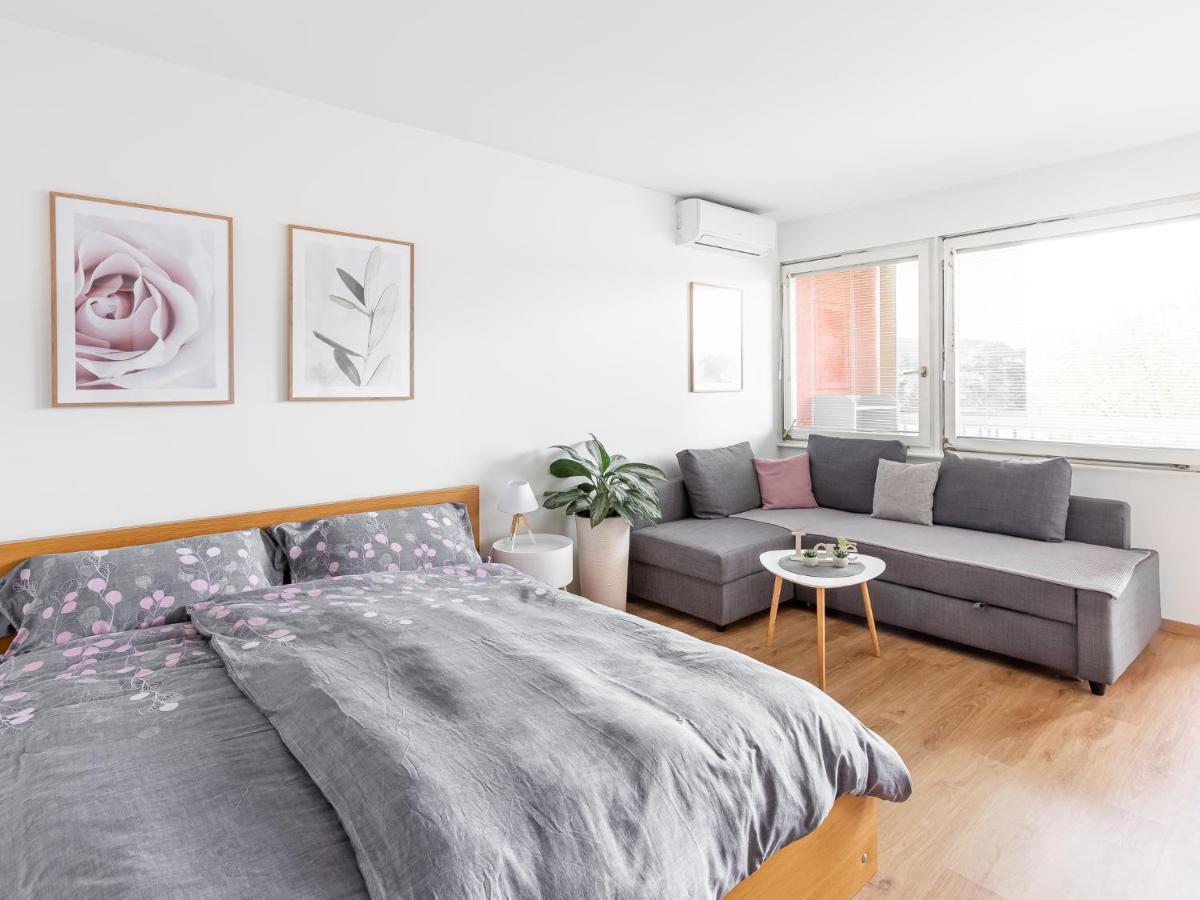 Apartma Vrtnica 5Th Floor 노바고리차 외부 사진